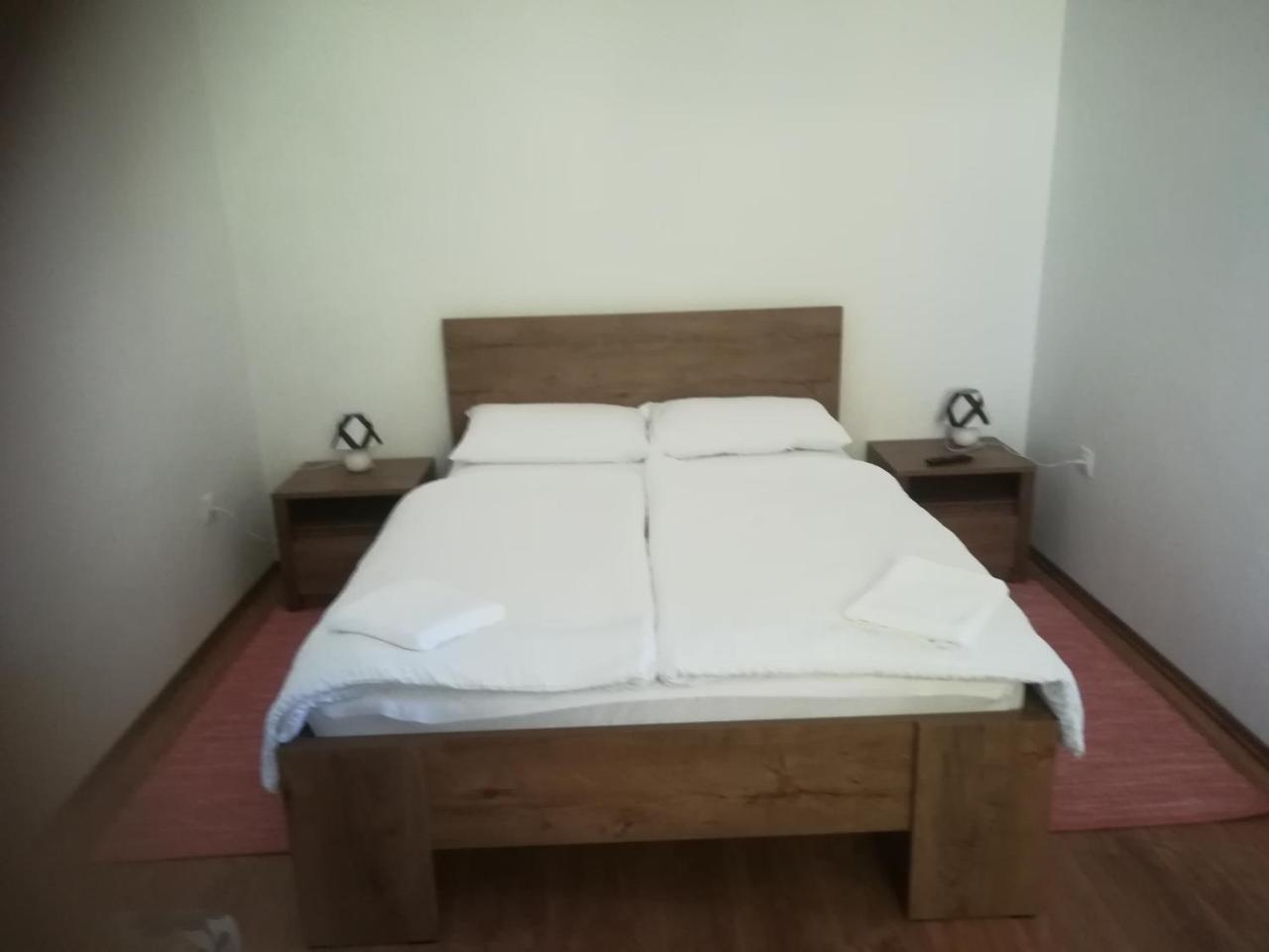 Vendektanya Vendeghaz Hotel Tapolca Luaran gambar